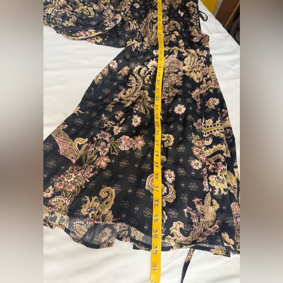 FREE PEOPLE Black and tan print ARZEL double V neckline mini dress size M - Picture 4 of 15